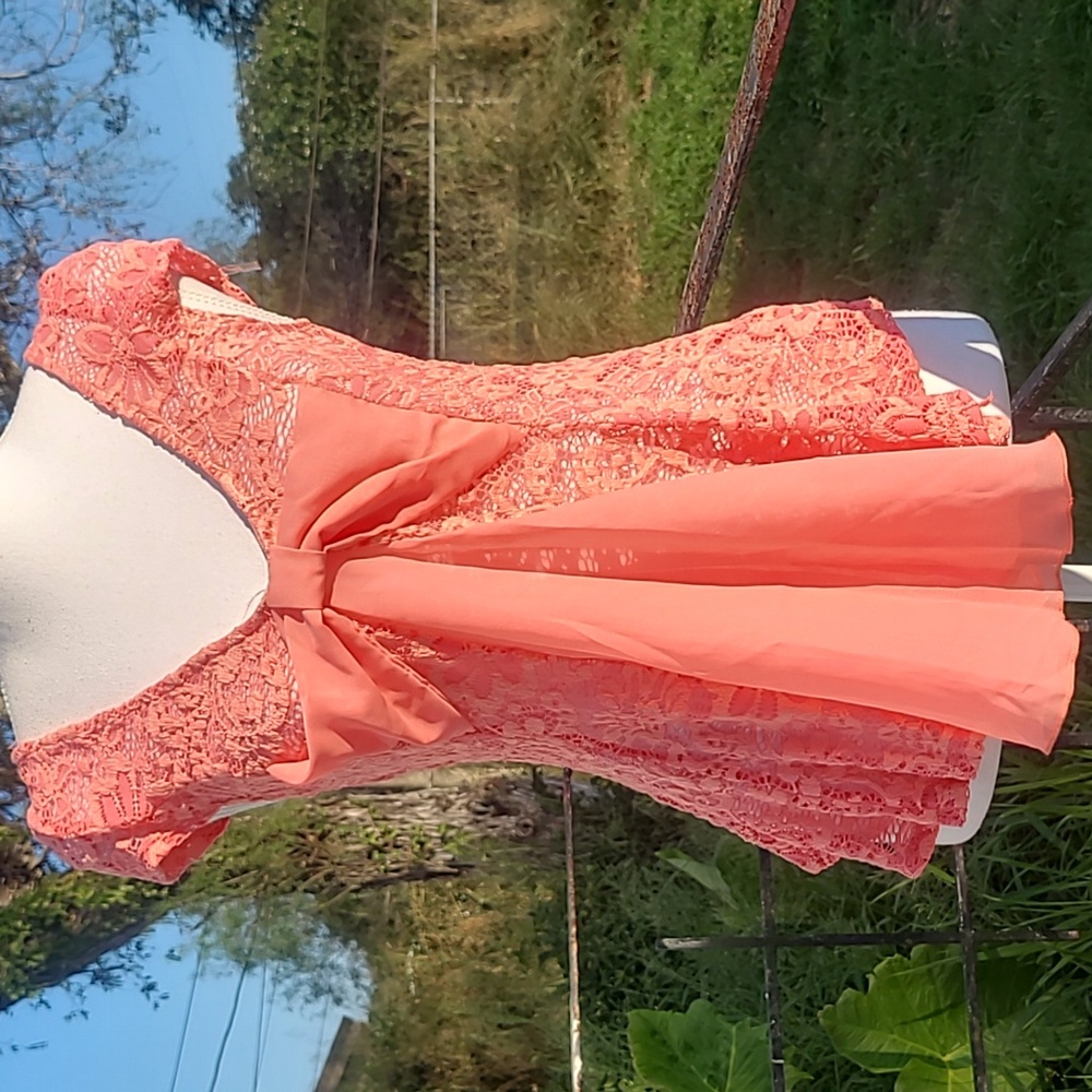 Blouse - Picture 2 of 7